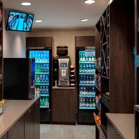 Four Points Philadelphia Northeast Hotel Bagian luar foto