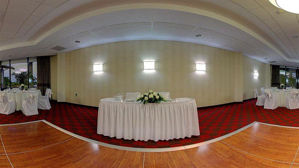 Four Points Philadelphia Northeast Hotel Bagian luar foto