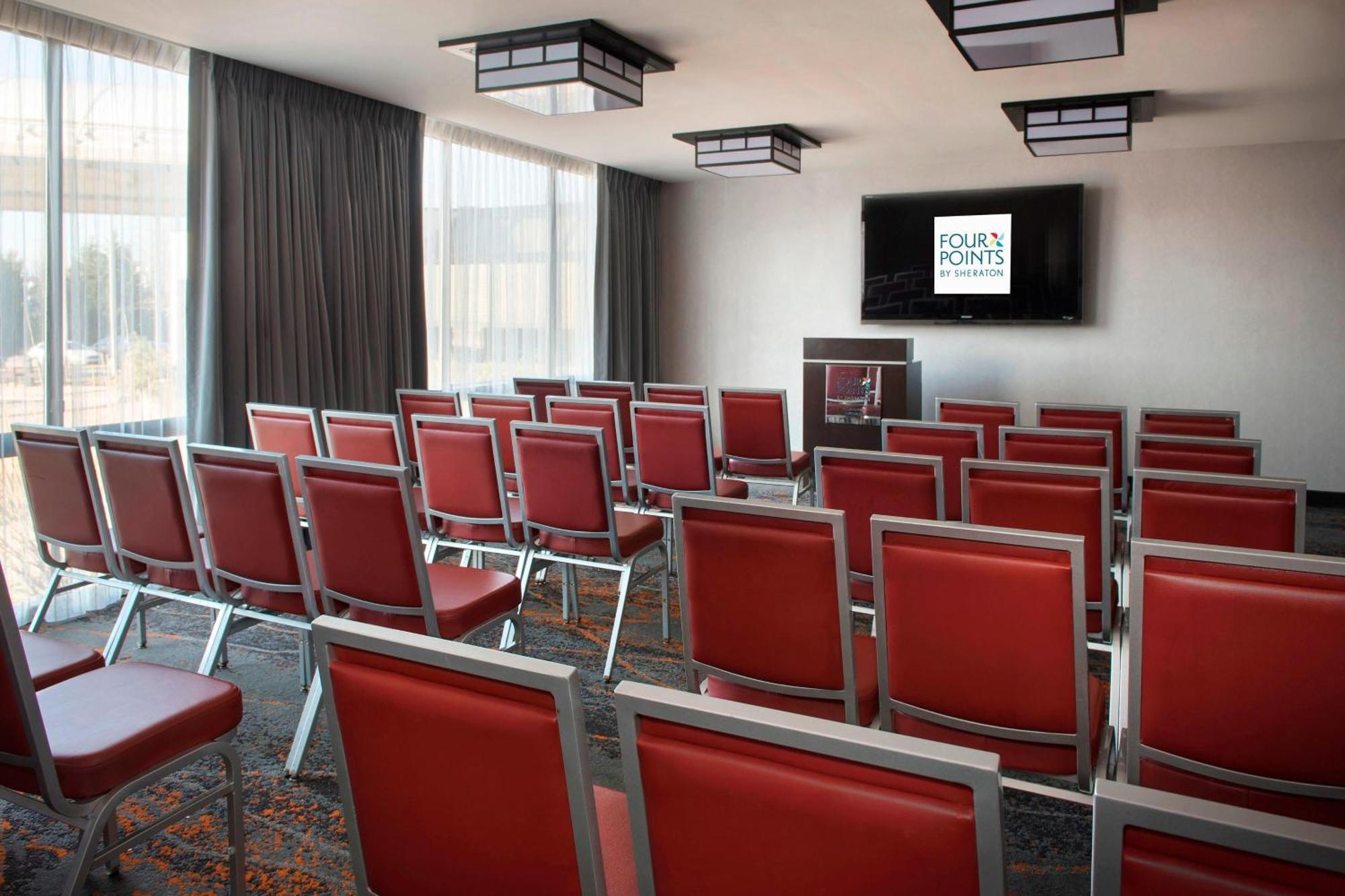Four Points Philadelphia Northeast Hotel Bagian luar foto