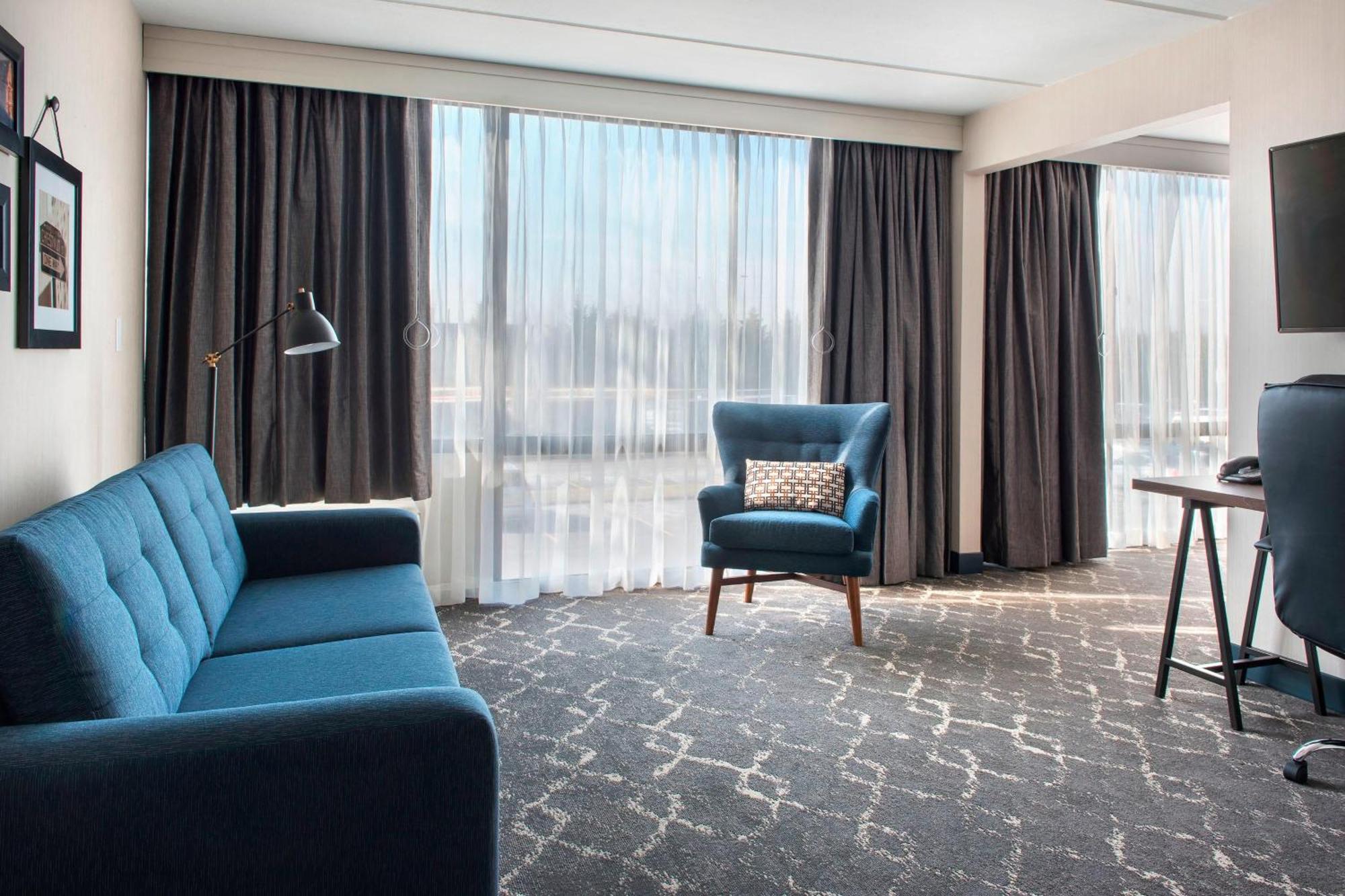 Four Points Philadelphia Northeast Hotel Bagian luar foto