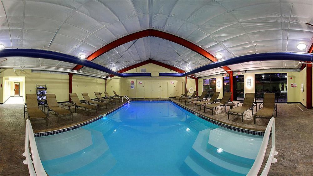 Four Points Philadelphia Northeast Hotel Bagian luar foto