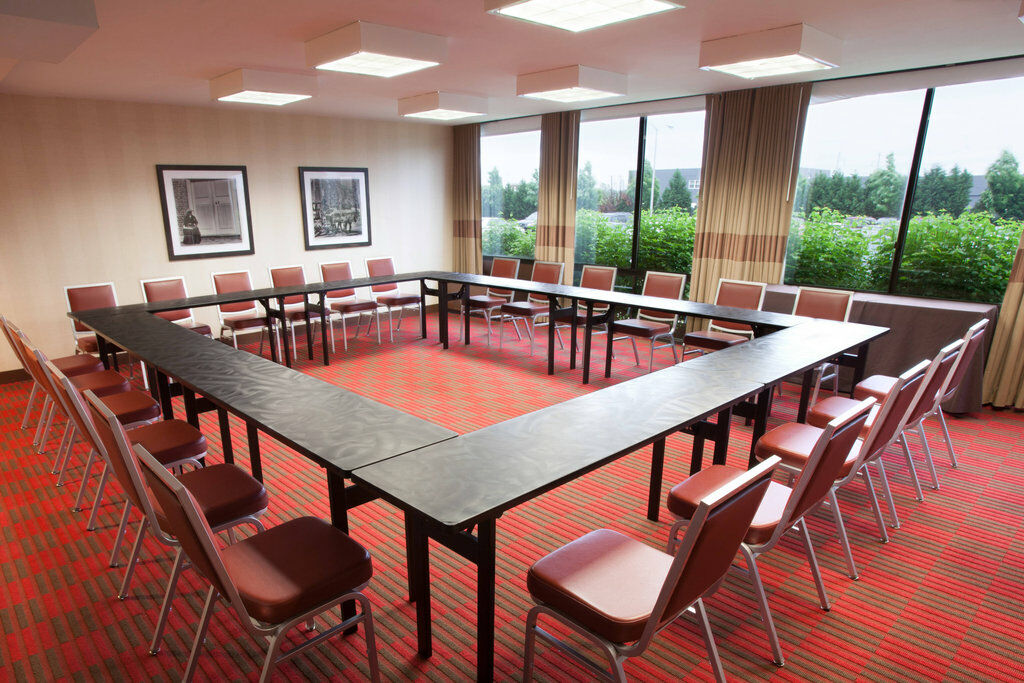 Four Points Philadelphia Northeast Hotel Bagian luar foto
