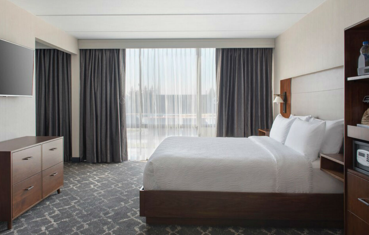 Four Points Philadelphia Northeast Hotel Bagian luar foto